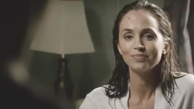 Голая Eliza Dushku