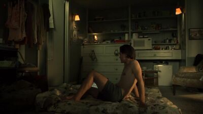 Голая Kerry Condon