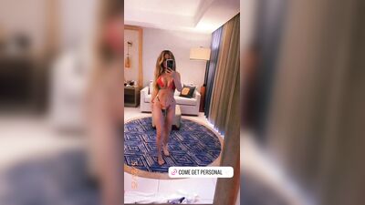 Голая Aubrey O'day