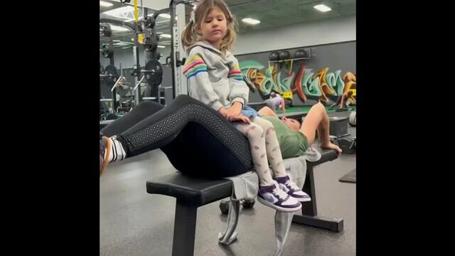 Genevieve Padalecki (instagram 06/01/22)