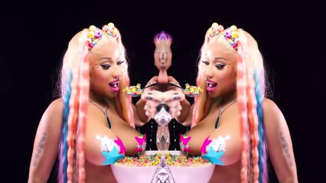 Nicki Minaj’s Big Tits