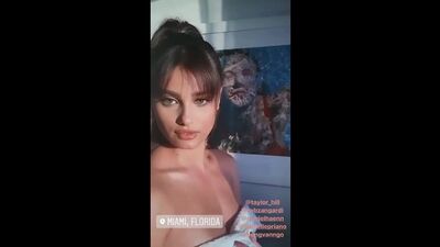 Тейлор Хилл потрясающая (Taylor Hill is stunning)