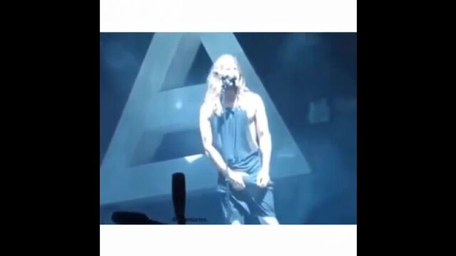 Jared Leto holding his penis on Concert