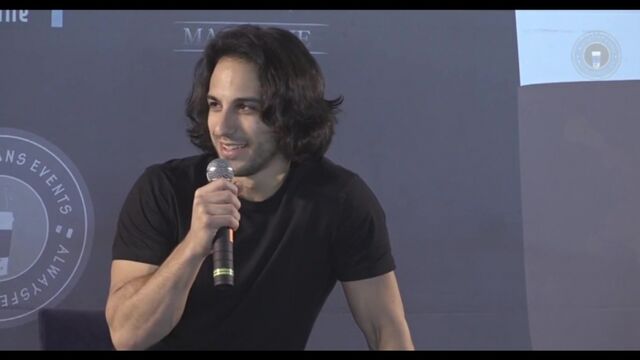Deniz Akdeniz – Storytelling Con
