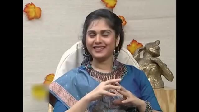Meenakshi Seshadri - Interview (Tamil)