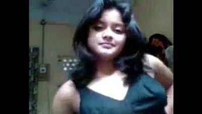 Indian-cute-teen-nude-show.mp4