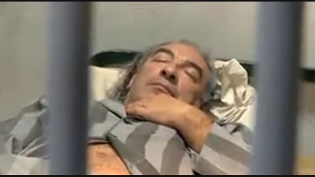 Kocasının gözünün önünde sikilen olgun Rus pornosu İzle.240.mp4
