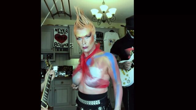 Toyah Willcox - сиськи в сетке