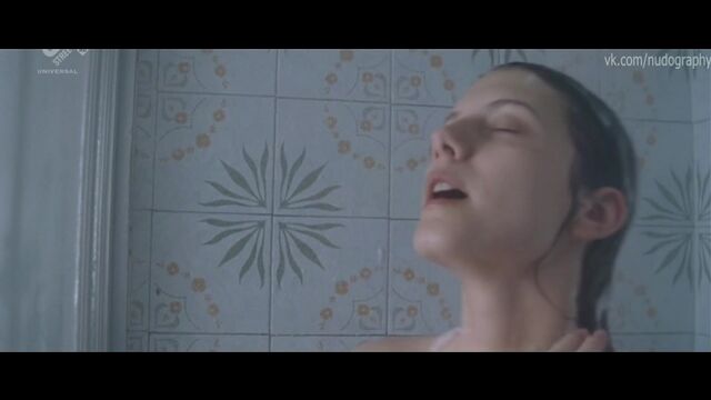 Мелани Лоран (Melanie Laurent) голая в фильме "Комната смерти" (La chambre des morts, 2007, Альфред Лот)