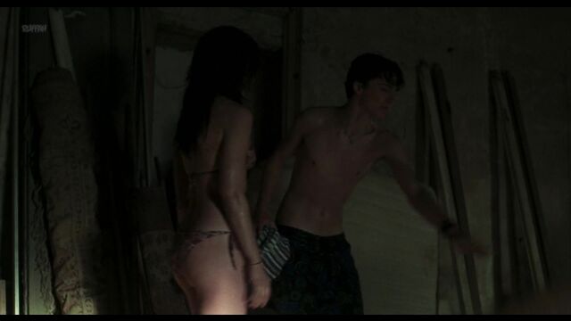 Esther Garrel Nude - Call Me By Your Name (IT-FR-BR-US 2017) 1080p WEB Watch Online / Эстер Гаррель - Зови меня своим именем