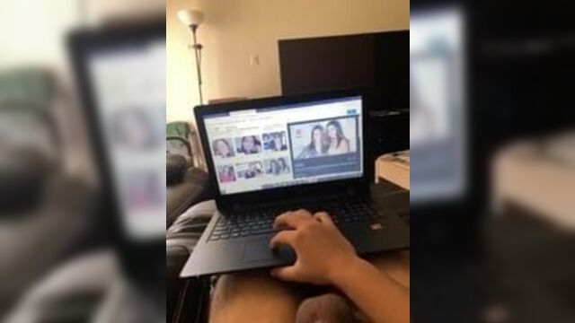 Дрочи на горячую девушку из TikTok