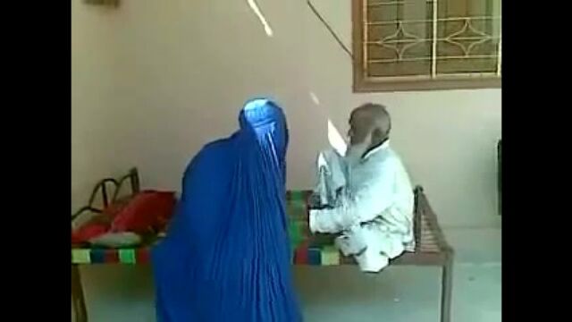 Punjabi Pakistani baba ready for sex