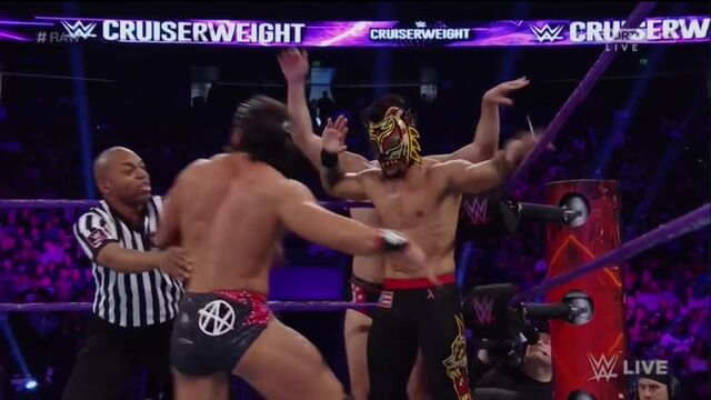 Drew Gulak Tony Nese vs. Lince Dorado Sin Cara