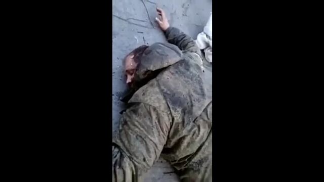 Строго 18+. Жестокая расправа украинских нацистов над российскими военнопленными