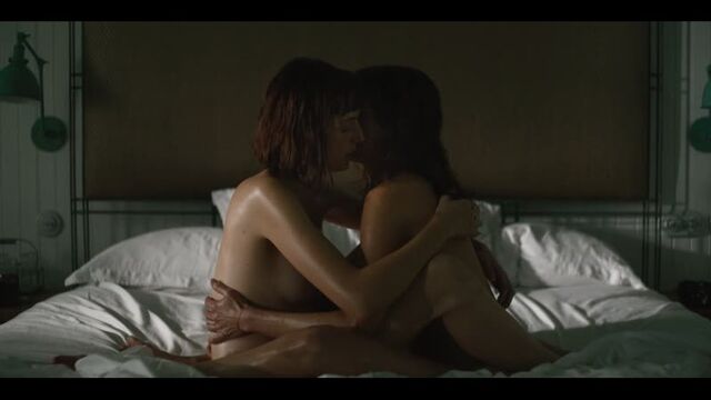 Carla Gugino, Amelia Eve, Gaite Jansen - Leopard Skin s01e01-08 / Карла Гуджино, Амелия Ив, Гайте Янсен - Леопардовая шкура