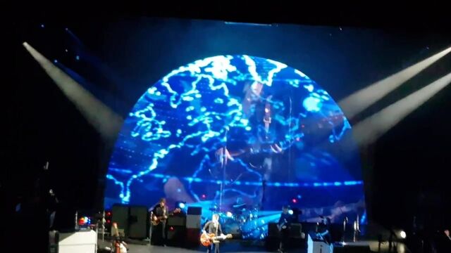 Lttle by little (Oasis) - Noel Gallaghers High Flying Birds - Olympia - 04/04/2018