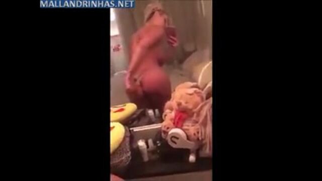 Video Fernanda Lacerda a mendigata do pânico na band