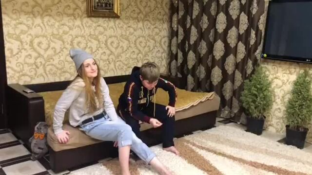 Малика с сестрой снова моросят [MDK DAGESTAN]