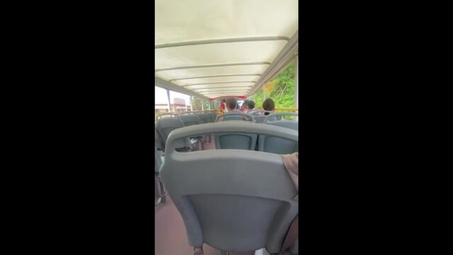 Подрочила парню в автобусе
