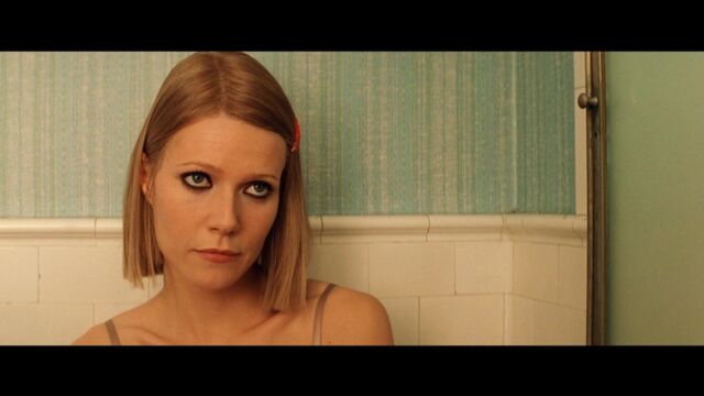 Gwyneth Paltrow Sexy, Tatiana Abbey Nude - The Royal Tenenbaums (2001) HD 1080p