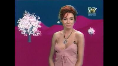 Понарошку Ирена - braless