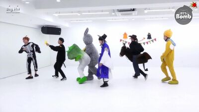 [BANGTAN BOMB] 방탄소년단 (BTS) 21세기 소녀 (21st Century Girl) Dance Practice (Halloween ver.)
