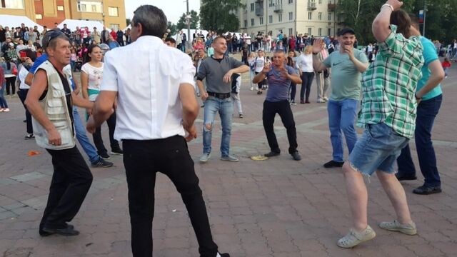 День города Раменское Поёт группа "Ярилов зной"
