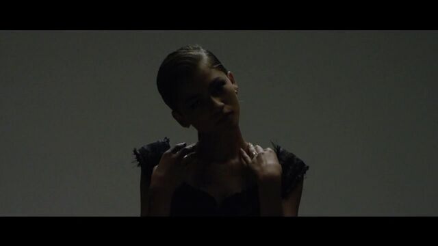 Зендея голая - Zendaya Nude - Close Up (Fashion Film)