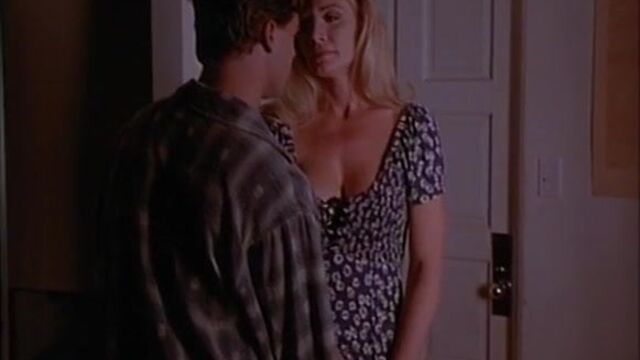 Shannon Tweed и Kim Morgan Greene - презирают (1993)