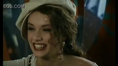 18+ Эммануэль (эротический фильм эротика секс порно ххх голая раком сиськи попа дойки лесби оргазм секси сексуальная зрелая)
