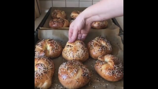 Турецкие булочки,АЧМА (ингредиенты указаны в описании видео)