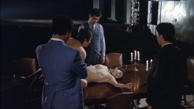 Бдсм(bdsm, похищение, секс рабыни, бондаж, порка, принуждение, изнасилование,rape) из фильма: Female Market - 1986 год