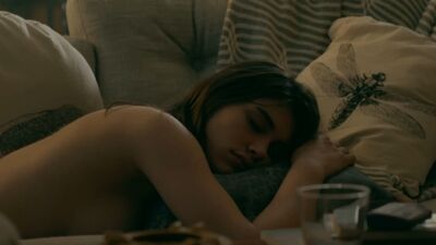 Eva De Dominici Nude - La fragilidad de los cuerpos s01 (2017) HD 1080p Watch Online / Ева Де Доминичи - Хрупкость тел