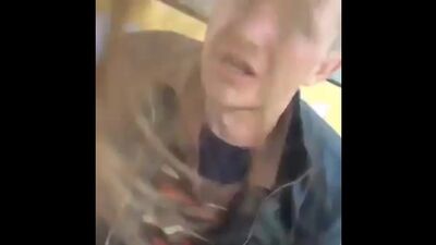 Сука лошадь ебаная можно поцеловать тебя или нет