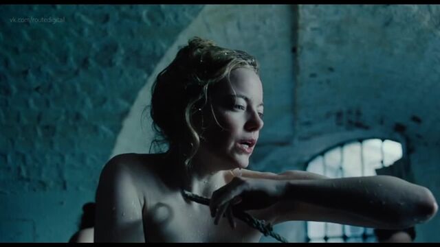 Emma Stone Nude - The Favourite (2018) HD 1080p Watch Online / Эмма Стоун - Фаворитка