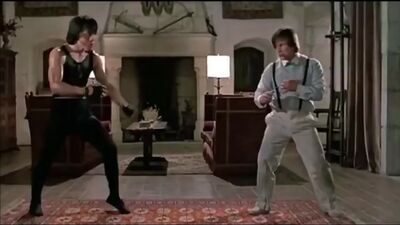 Классика! Jackie Chan vs Benny Urquidez