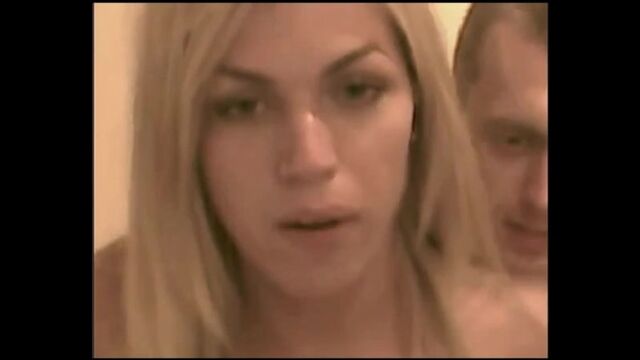 Bianca Merizio play with her boyfriend shemale