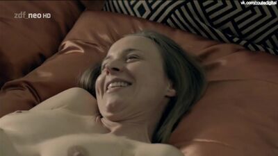 Katja Danowski Nude @ Komm schon! S01 E02 (2015) 720p Watch Online / Катя Дановски