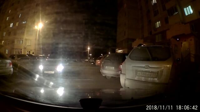 Саранск, Яндекс такси снёс зеркало
