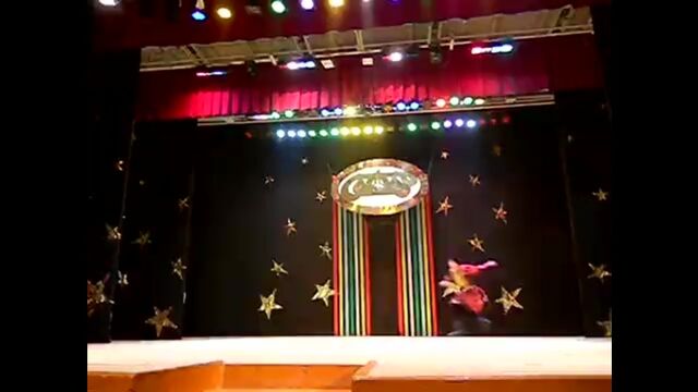 Чеченцы танцуют Калмыцкий танец Хадрис.mp4