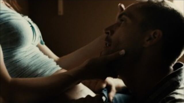 Вера Фармига (Vera Farmiga sex scenes in "Running Scared" 2006)