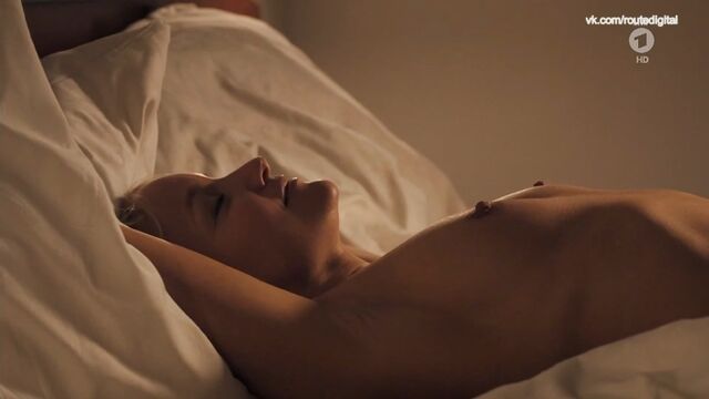 Eva Herzig Nude @ Steirerkreuz (2019) - 1080 Watch Online / Ева Герциг
