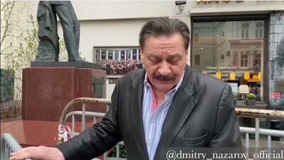 Дмитрий Назаров раскритиковал парад в честь Дня Победы в своём стихе [NR]