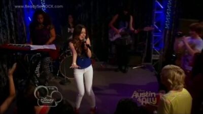 Ally Dawson (Laura Marano) - I'm Finally Me [HD]