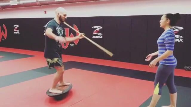 Кунг-фу баланс от Лэндо Ванната