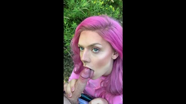 Barbie trans Girl Sucks and fucks at public park