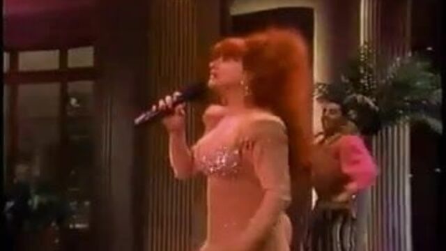 Iris Chacon (Cielito Lindo)