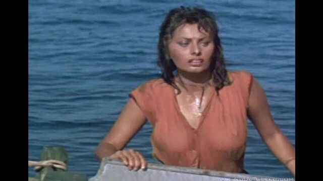 Софи Лорен голая - Sophia Loren_Boy On a Dolphin