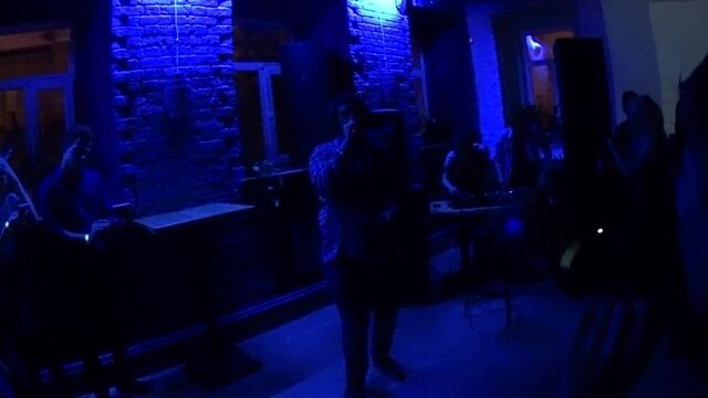 THOMAS MRAZ — DO NOT SHAKE THE SPEAR (LIVE) [Рифмы и Панчи]