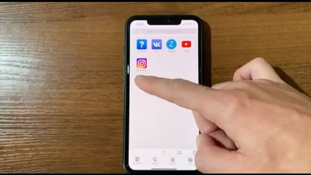 Как БЕСПЛАТНО скачать музыку на iPhone? Лучшее приложение на айфон для оффлайн музыки - Плеер Нота!